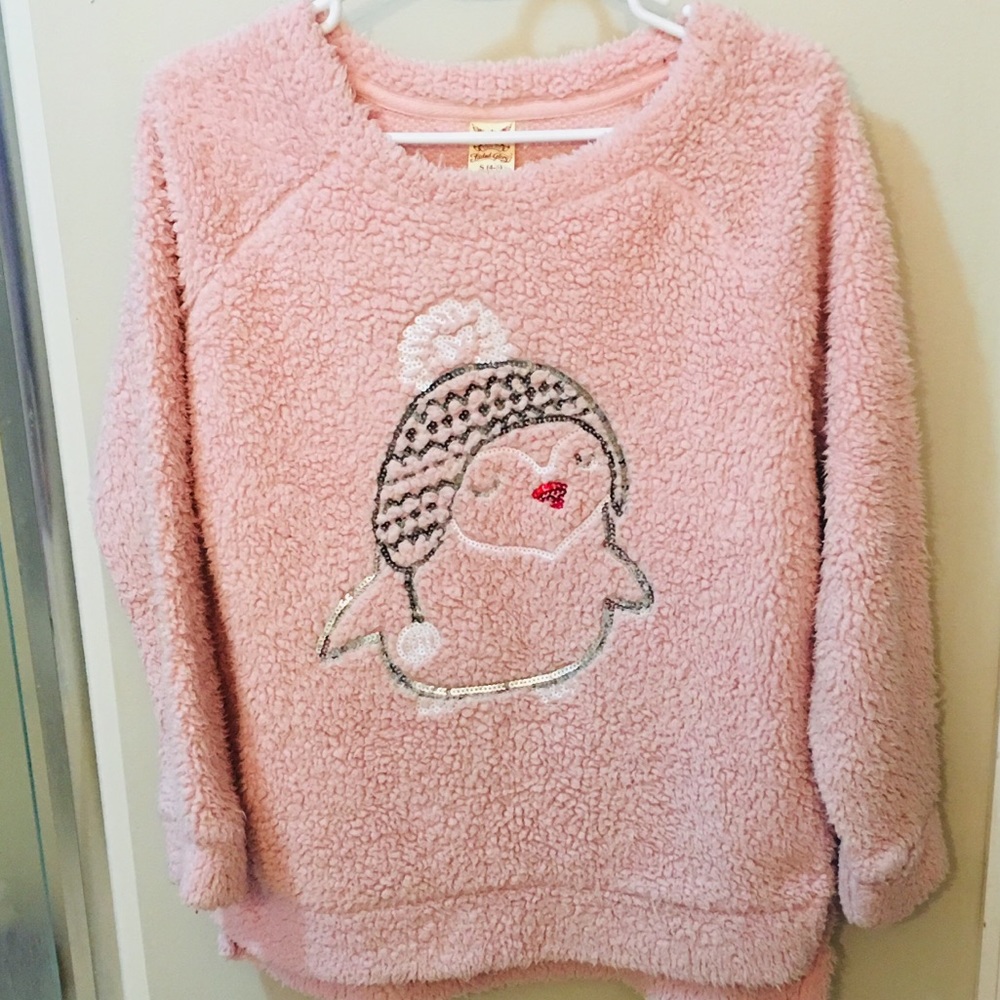 Soft and cozy oversized sweatshirt